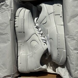 Nike W AF1 Pixel Women’s Sneakers